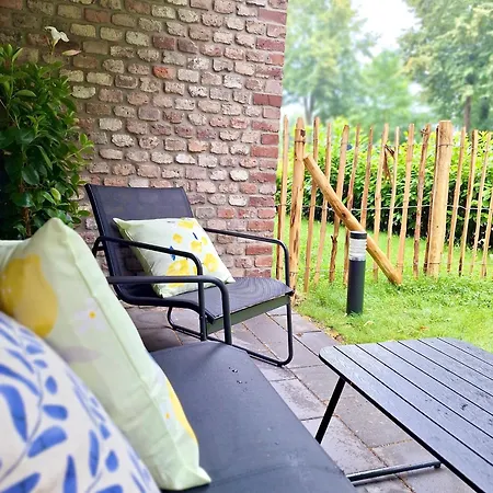 Oase Am L 2 Sz L Familien Und Hundefreundlich L Sauna I E-ladesaeule Apartmán *